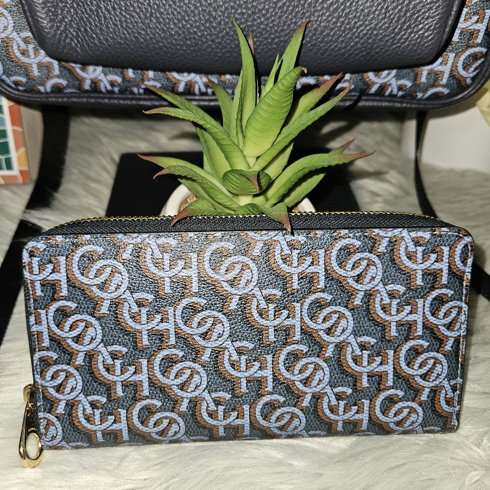 Authentic Coach Backpack & Wallet Bundle - Picture 6 of 12